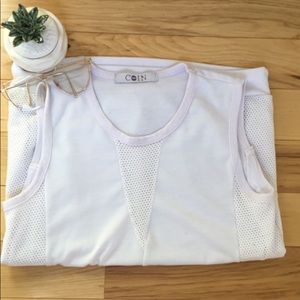 White, sporty coin 1804 top🌴